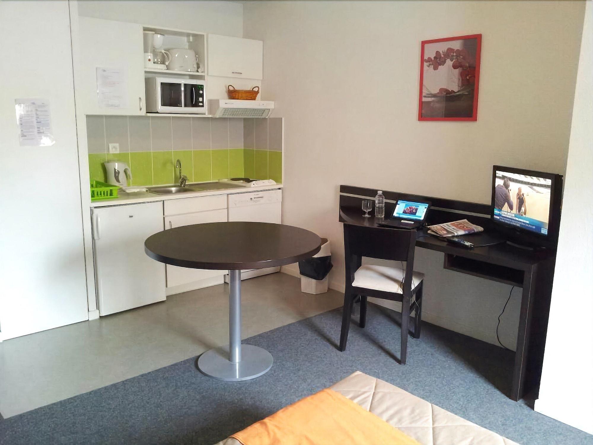 Néméa Appart hotel Nancy Home Suite Exterior foto